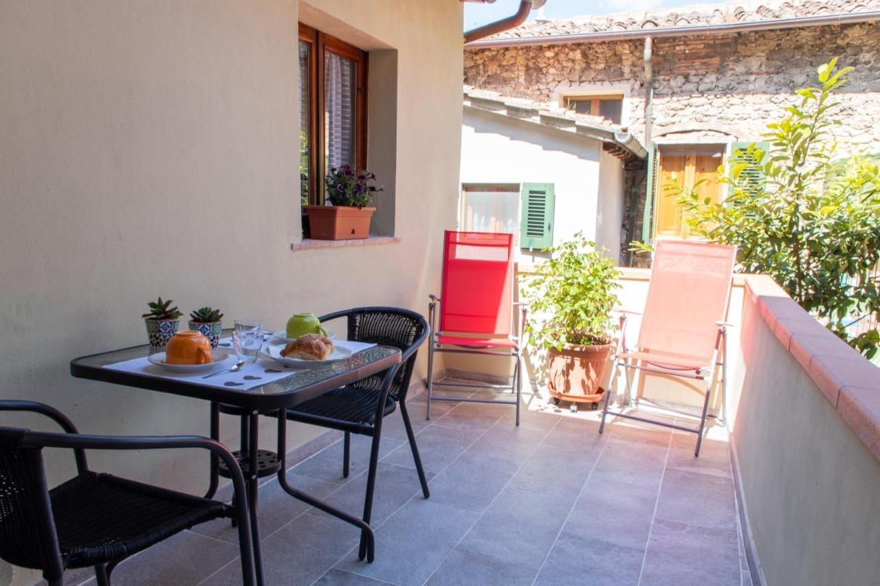 Casa Per La Costa Appartement Colle di Val d'Elsa Buitenkant foto